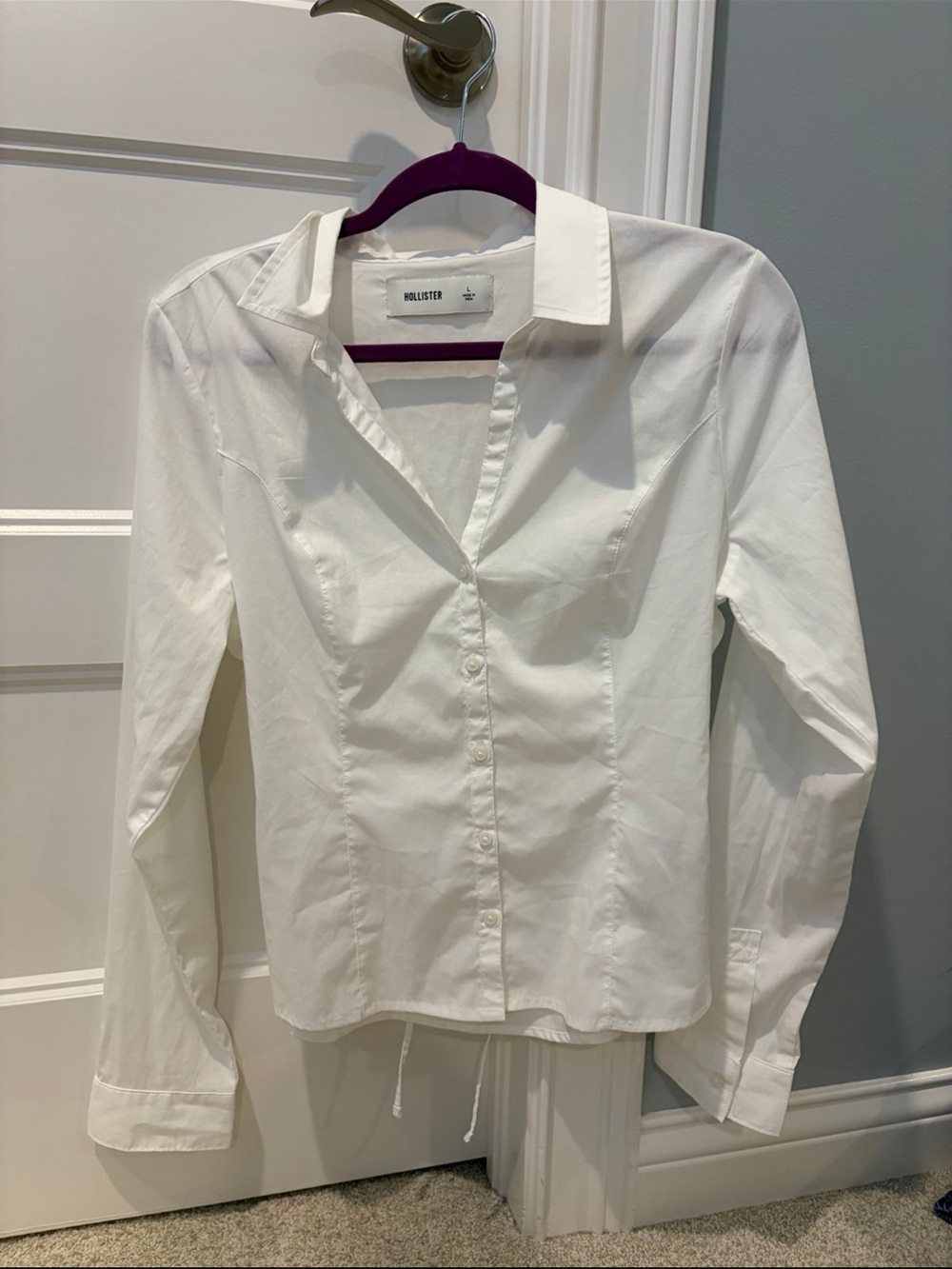 Hollister Women's button-front Poplin shirt